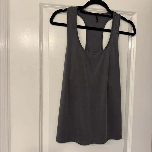 Koral Ribbed Workout Tank - Picture 2 of 7